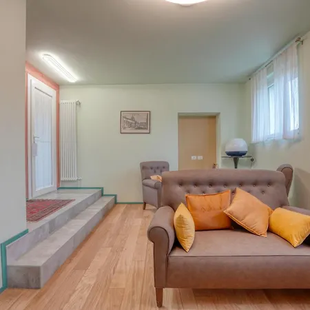 Villa La Casetta Di Renzo E Lucia