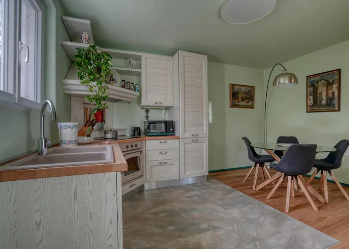 Villa La Casetta Di Renzo E Lucia *